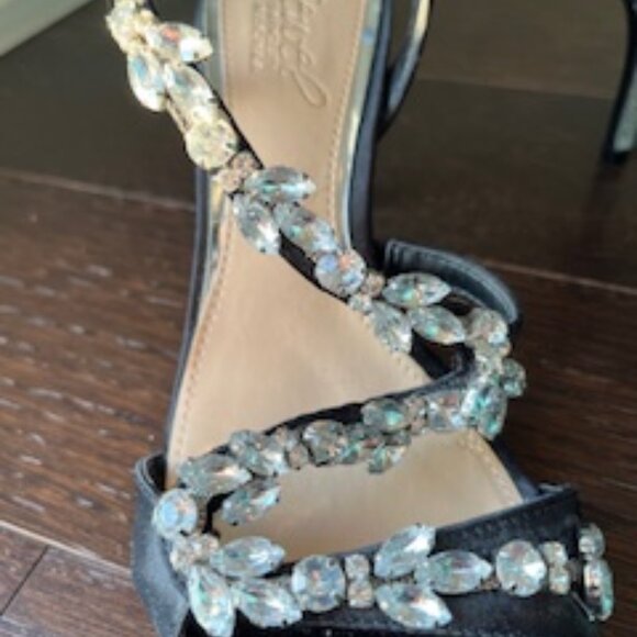Badgley Mischka Jewel Shoes - Size 5.5 - Black with Rhinestone embellishments - Picture 7 of 13